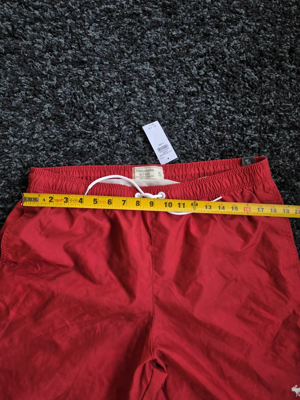 Abercrombie & Fitch product pair